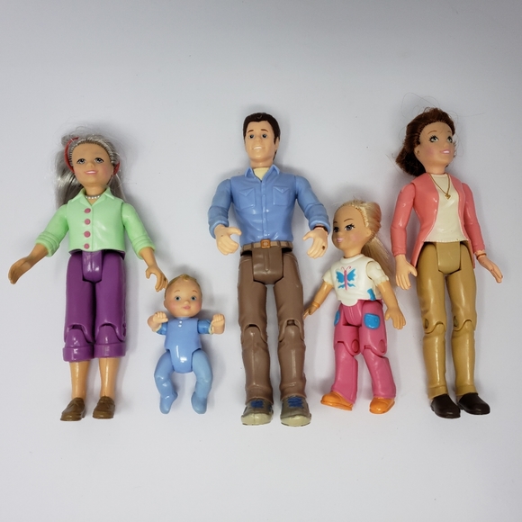 Mattel Doll House Family Pink House Coat Toy Lot - Picture 11 of 12